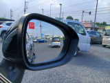 死角にいる車を検知し、ランプ点灯で教えてくれます♪