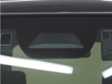 ◆Honda SENSING◆ カメラ等装置で精度の高い検知能力を発揮、安全運転を支援します。ステアリング上のコントローラーに注目!