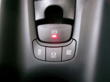 電動パーキングなので駐車・発進がスムーズにできます!またブレーキホールドが装備されているのもうれしいポイントです★
