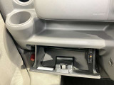 「収納スペース」使いやすい収納を、使いやすい場所に。様々な場所に収納スペースがあり使い勝手も良いので車内もスッキリして綺麗を保てます