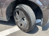 タイヤ溝も十分にございます。(国産タイヤを装着しております)