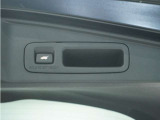 ◆パワーテールゲート◆キーや運転席のボタン、ハンズフリー機能など多彩なアクセスで自動開閉できます。