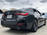 BMWのお車は、&ldquo;駆け抜ける歓び&rdquo;を体現しております。走行の安定性とコーナリングの良さを追求し、思い通りにハンドルの操作可能です。