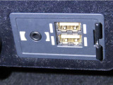 USB端子を装備しております。