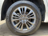 スタッドレスタイヤ 205/60R16