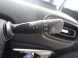 純正ナビ!Bluetooth!ブルートゥース!フルセグTV!地デジ!CD/DVD!AM/FM!ラジオ!SD再生!バックカメラ!ドライブレコーダー!ビルトインETC車載器!カラーヘッドアップディスプレイ