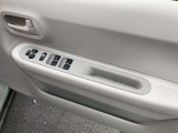 自社整備工場を完備!ご購入後のアフターメンテナンスもロイヤルに全てお任せください!