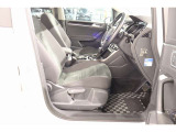 この度は数ある中から弊社認定中古車をご覧いただき誠にありがとうございます。スペースの都合上、店舗で展示していない場合がございますの事前にお問い合わせくださいませ。
