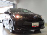 ヘッドライトは色合いが優しいハロゲンです。