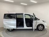 豊富に在庫を取り揃えています!軽自動車からミニバン、セダン、SUV、話題のハイブリッド車など続々入荷しております♪