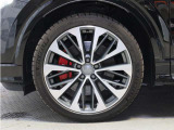 ■タイヤ235/40ZR19
