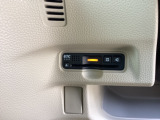 ETC車載器 標準装備。使いやすい位置にビルトイン取付ですっきり。