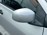 デザイン性だけでなく、ドライバーの巻き込み防止など安全運転をサポート致します!周囲からの視認性にも優れていて安心です!