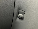 品質へのこだわり!専門のカークリーニング業者さんに依頼をして徹底的に内装・外装をキレイにしてもらっております。外装は磨きもしてもらっていますのでピカピカですね☆