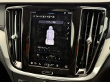 ◆長距離運転の後や、ちょっとした待ち時間にうれしい【マッサージ機能】。車内が一躍リラクゼーションスペースに変身