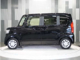 整備代金を車両本体価格に含んでおります。法定点検整備または定期点検を実施し、点検記録簿を発行致します。