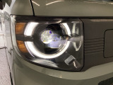 LEDヘッドライト(右側)です