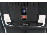緊急通報ボタンが装備されています。ホンダコネクト対応。ご利用には、Honda Total Care プレミアムのご加入が必要です。