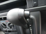 4WD/オートマ/ヒッチメンバー/釣り竿ホルダー/両側スライドドア/フロアマット/ドアバイザー/エアコン/パワステ/アイドリングストップ/AM・FMラジオ/障害物センサー/ABS/衝突被害軽減ブレーキ