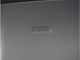 【カーテンエアバッグ】カーテンエアバッグを標準装備しています。