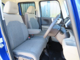 運転席の高さを変更できるので、体格に合わせた位置で運転できます!