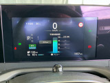 予測充電時間が分かります、フル充電に近づいてくると充電量が減ってくるため時間がかかります。