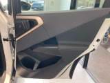 BMWの剛性感ならではの、重厚感あるドアの開閉音をぜひご体感ください。