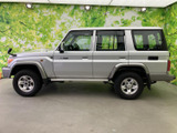 ランドクルーザー70 4.0 4WD 