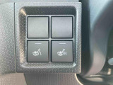 また、お車にあまり詳しくない方でも安心して立ち寄って頂けるお店作りを目指しています。中古車選びに不安があるという多くのお客様の声に応えるべく『親切・丁寧・明瞭』をキーワードにしっかりサポート致します。