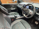 GLAクラス GLA200d 4マチック AMGライン 4WD 4WD サンルーフ