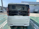 後方にも踏み間違い防止を装備!
