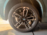 基本プラン中古車のため、若干の小傷等がついてしまったホイールも御座います。修理も可能で御座いますので、気になる方はお気軽にお申し付けくださいませ。