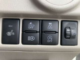 運転席周りに集約され使いやすい各スイッチ類!快適な運転で安心ドライブ!