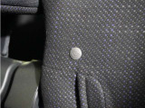 ◆ISOFIX◆シートベルトいらずでチャイルドシートと固定金具を連結するだけでガッチリ固定できます。