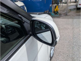 自分の存在を対向車や歩行者へ知らせたり、暗い道を照らしたりなど、夜の運転で重要となるライトです。
