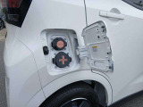 電気充電ケーブル差込口です