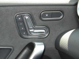 車輌に関する装備・価格等ご不明点などお気軽にお問合せ下さい。また、総額価格に関しましては車輌本体価格に納車に関わる費用等は別途料金がかかります。詳細は当店スタッフへお問い合わせ下さいませ。