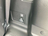 荷室にも電源が取れるソケット装備☆