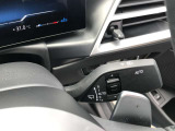 【オートワイパー】フロントガラスに搭載されたセンサーにより、雨の量、車速を車自体が感知してワイパーの速さを調整してくれます。