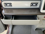 お問い合わせはメール・電話にて受け付けております。電話は営業時間内のみとなりますのでご了承下さい。