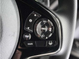 【ホンダセンシング】衝突を予測してブレーキをかけたり、前のクルマにちょうどいい距離でついていったりできる多彩な安心・快適機能を搭載した先進の安全運転支援システム。