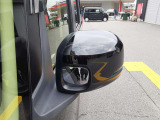 デザイン性だけでなく、ドライバーの巻き込み防止など安全運転をサポート致します!周囲からの視認性にも優れていて安心です!