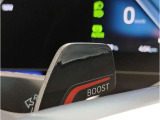 【パドルシフト付】Mマルチステアホイルに付随する「パドル・シフト」F1マシン感覚でシフトチェンジが可能となりよりドライビングの楽しさを演出します