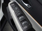 ◆パワーウィンドウスイッチ◆運転席から全席の窓の開閉操作を行うことが出来いつでも換気ができます!