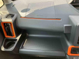 気になる車両がございましたら、ぜひ一度ご来店頂き、是非お客様の目でご覧になって頂ければと思います。可能な限りネットで詳細を掲載していますが、やはり現車確認頂くほうが間違いないと思います。