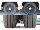 215/70R15 ミシュラン製夏タイヤの溝もまだまだございます♪