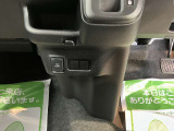 ご納車前に納車点検(法定12ヶ月点検相当)を実施し、基本性能に関わる機能や状態を徹底的に点検します。
