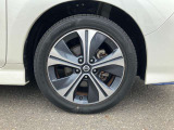 タイヤサイズ 215/50R17