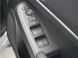 ◆パワーウィンドウスイッチ◆運転席から全席の窓の開閉操作を行うことが出来いつでも換気ができます!