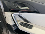 正規認定中古車 全国正規ディーラー保証付/2年・走行距離無制限 トップビューカメラ シートヒーター オートトランク アルミホイール ツートンレザーシート アップルカープレイ ステアリングヒーター